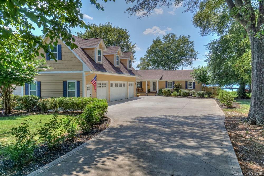 328 Yacht Road Mooresville NC 28117