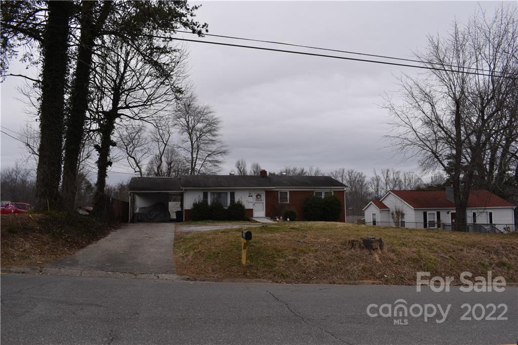 725 State Street Marion NC 28752