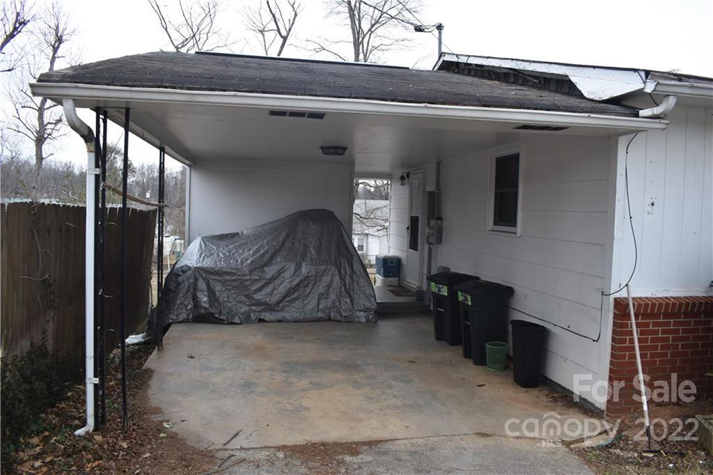 725 State Street Marion NC 28752