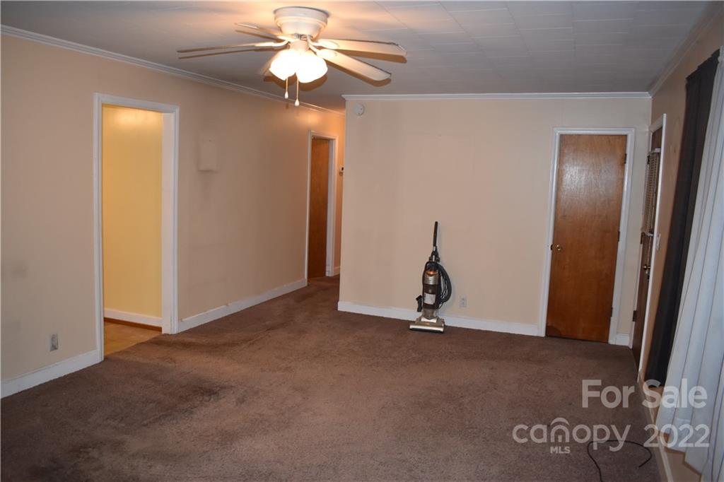 725 State Street Marion NC 28752