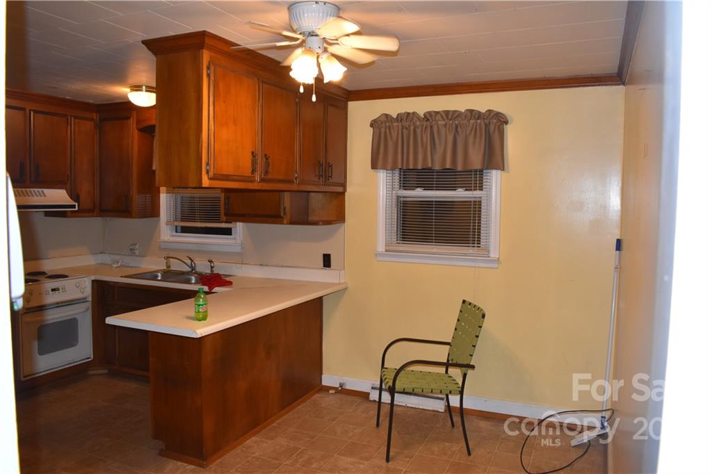 725 State Street Marion NC 28752