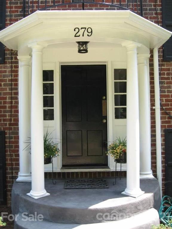 279 Kimberly Avenue Asheville NC 28801