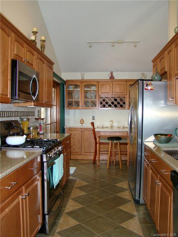 28 Pine Spring Drive Asheville NC 28805