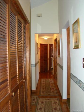 28 Pine Spring Drive Asheville NC 28805