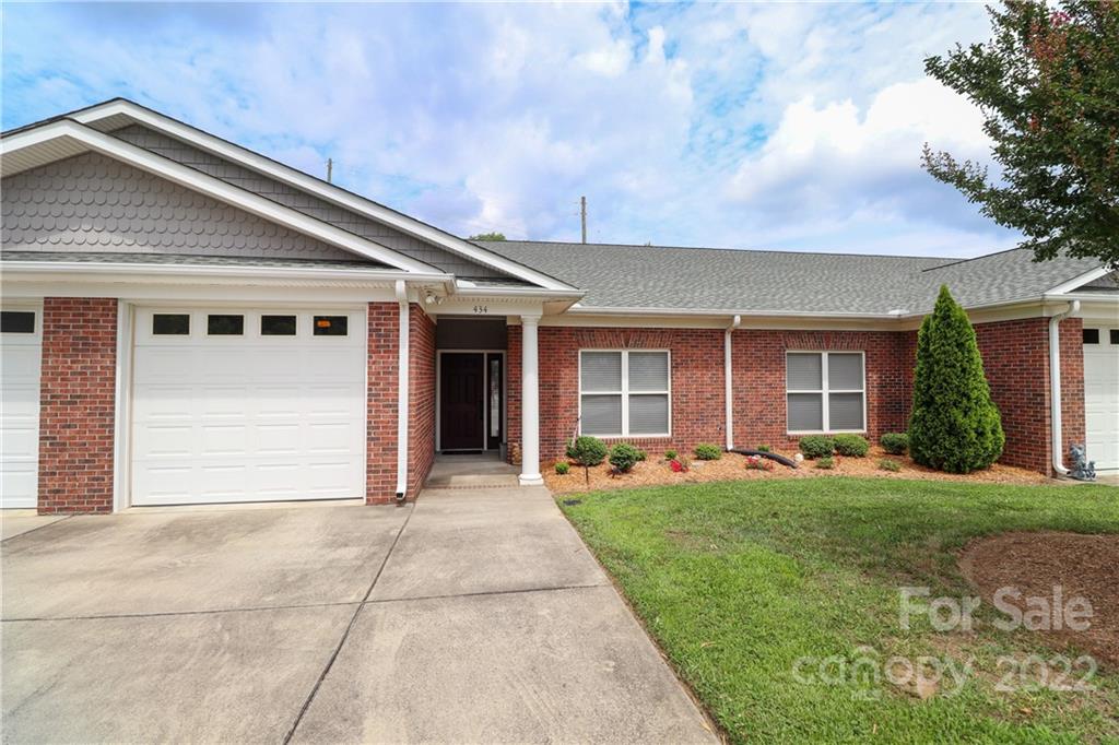 434 Wyndham Place NE Concord NC 28025