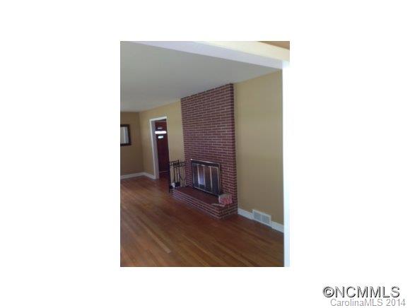 46 Memory Lane Asheville NC 28805