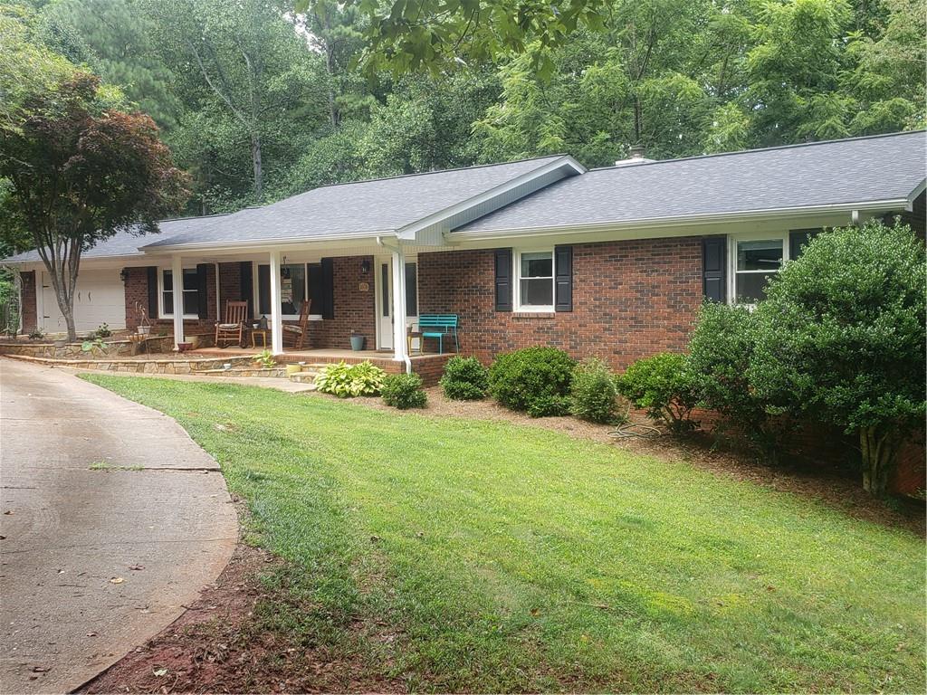 1676 Kensington Circle Newton NC 28658