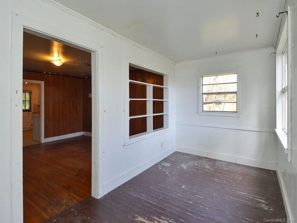 19 Aurora Drive Asheville NC 28805
