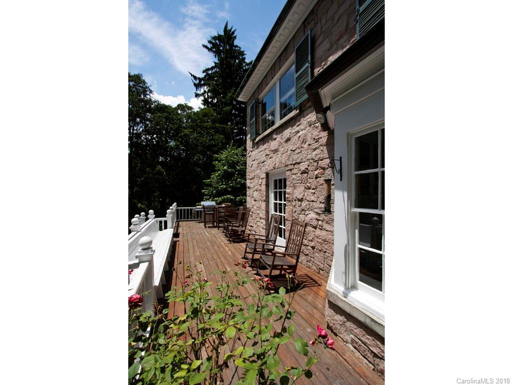 14 Griffing Boulevard Asheville NC 28804