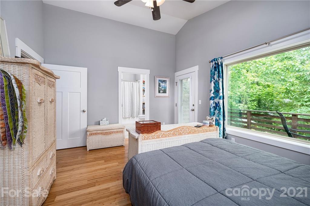 98 Vandalia Avenue Asheville NC 28806