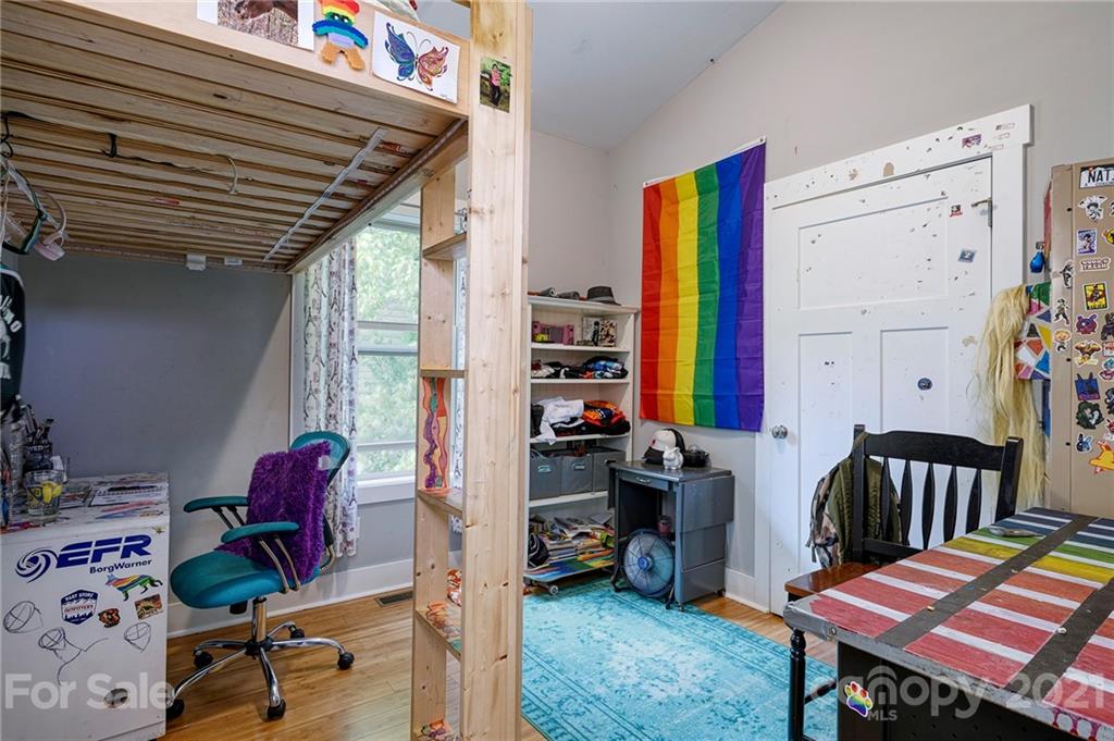 98 Vandalia Avenue Asheville NC 28806
