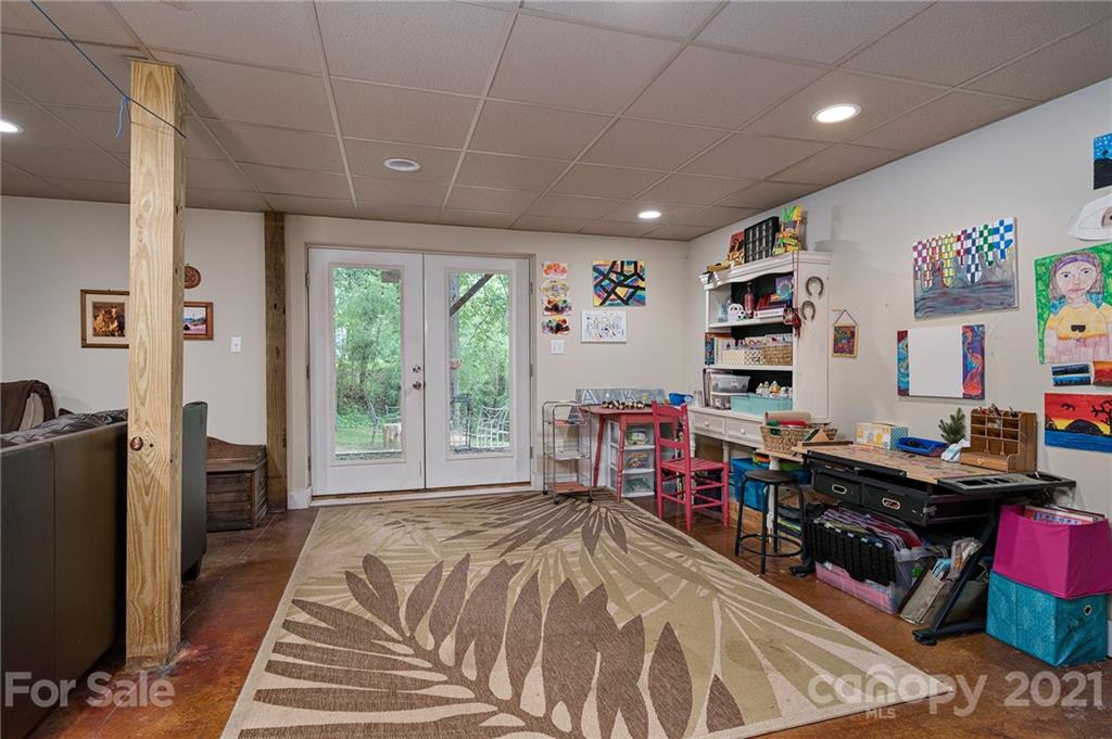 98 Vandalia Avenue Asheville NC 28806
