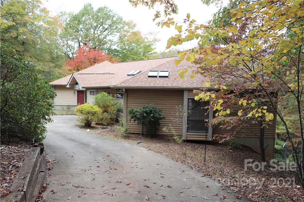 198 Shumont Estate Lake Lure NC 28746