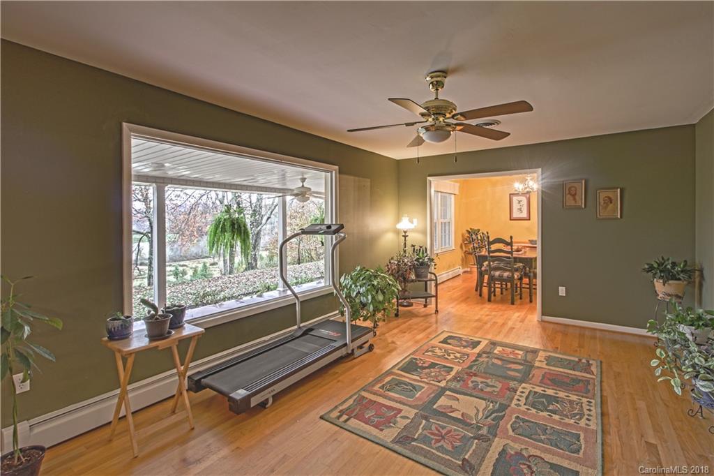 536 Old Neal Road Marion NC 28752