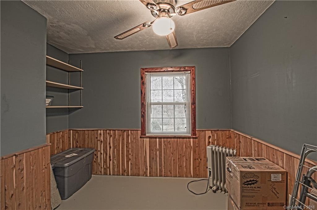 536 Old Neal Road Marion NC 28752