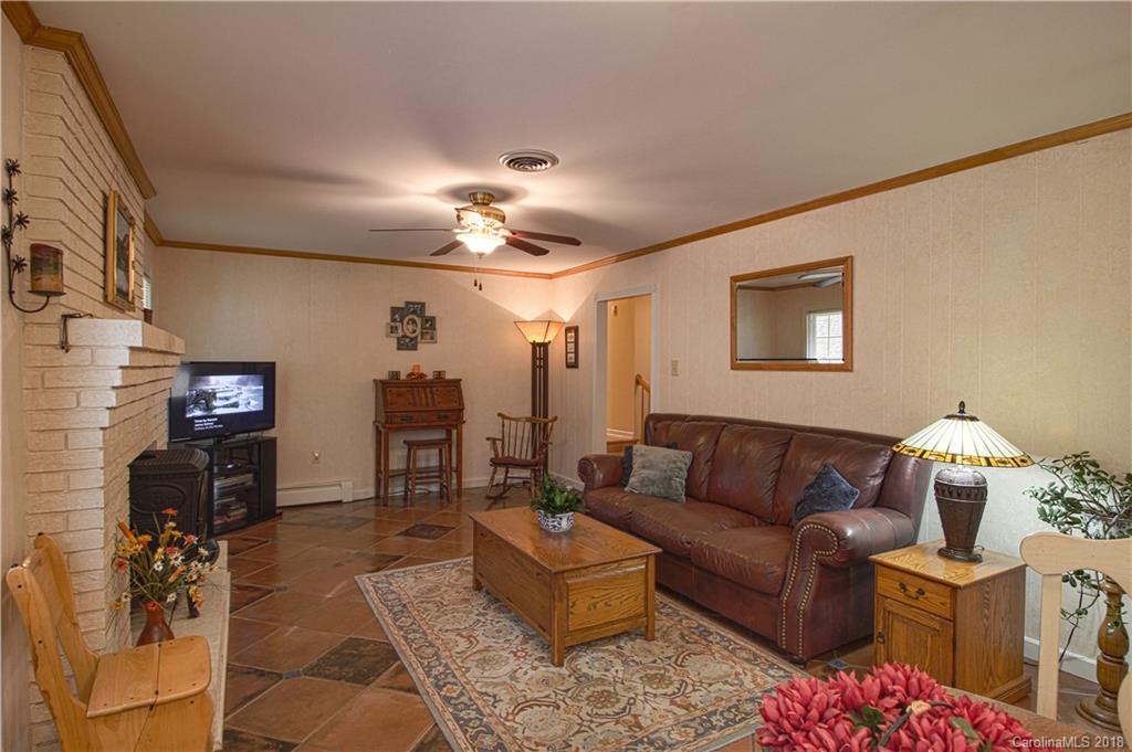 536 Old Neal Road Marion NC 28752