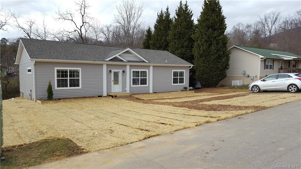 135 Lakeview Street Clyde NC 28721