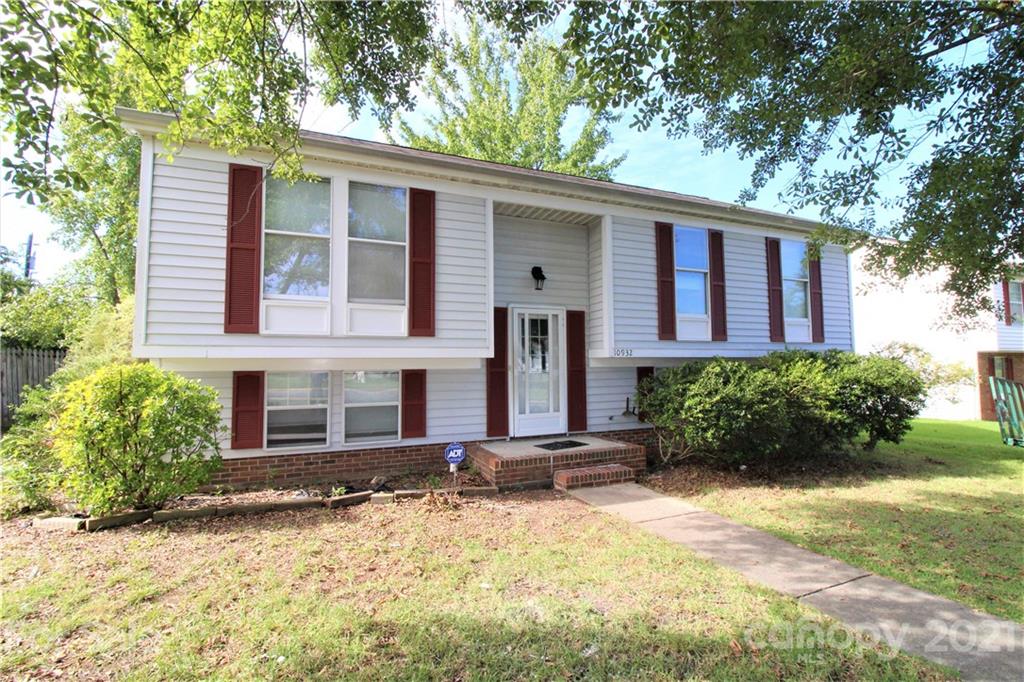 10932 Magenta Lane Charlotte NC 28262