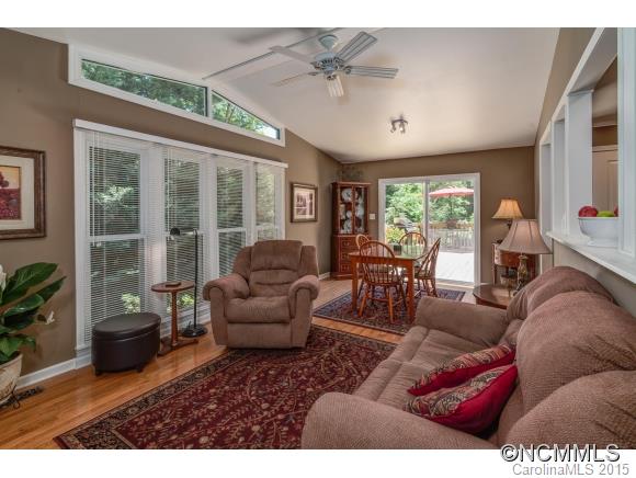 18 Clearbrook Road Asheville NC 28805