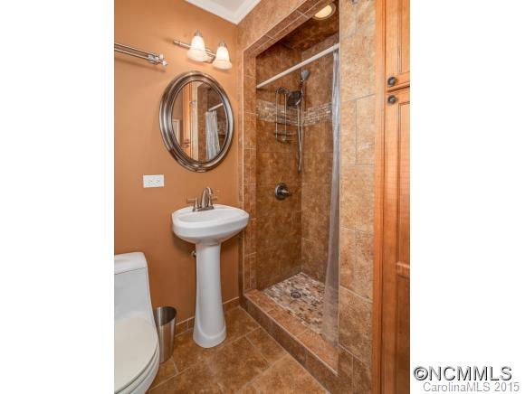 18 Clearbrook Road Asheville NC 28805