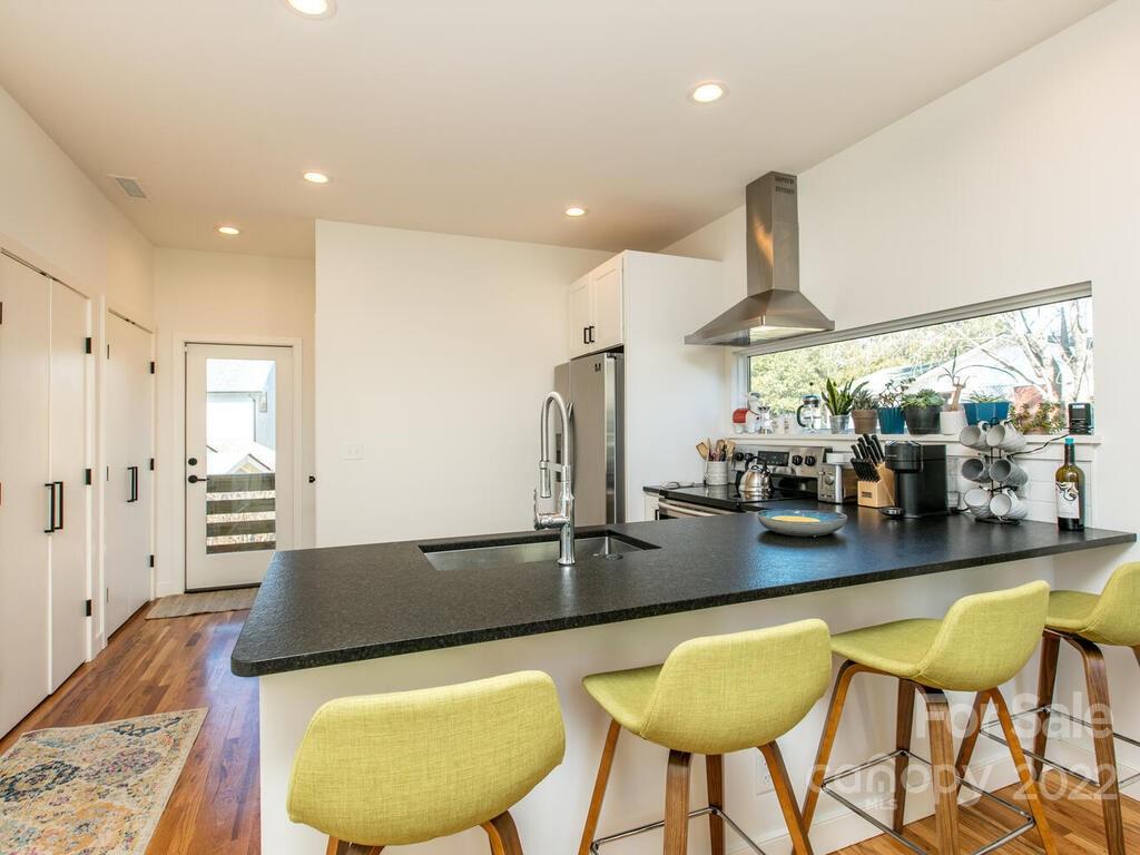 54 Busbee View Road Asheville NC 28803