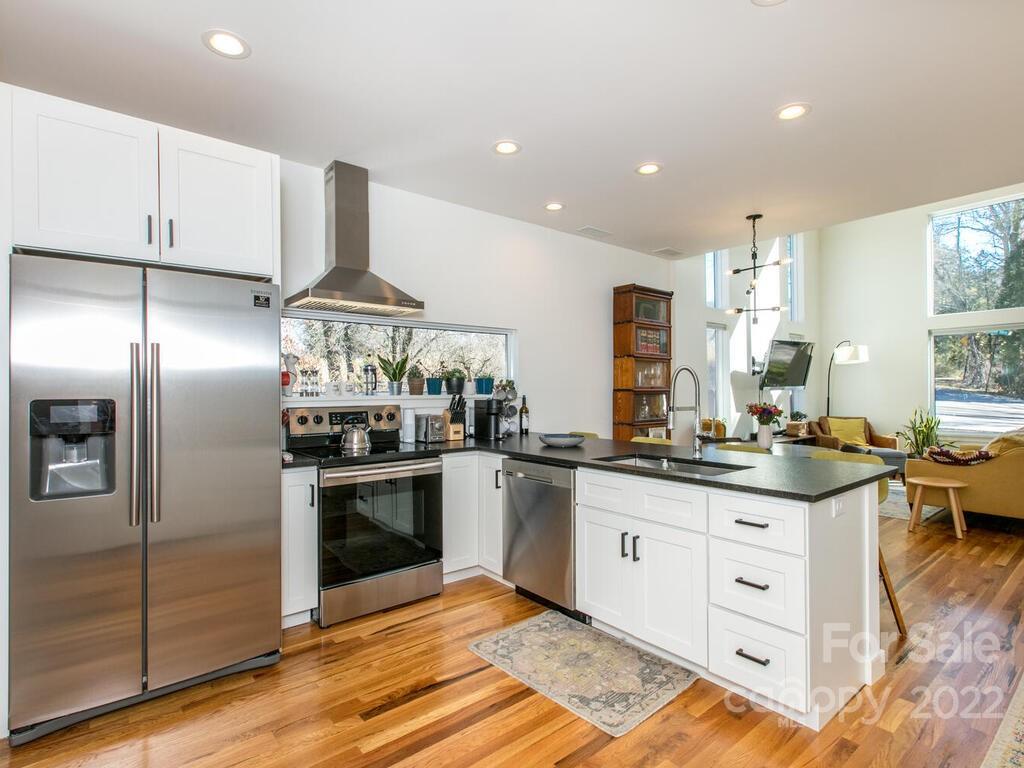 54 Busbee View Road Asheville NC 28803