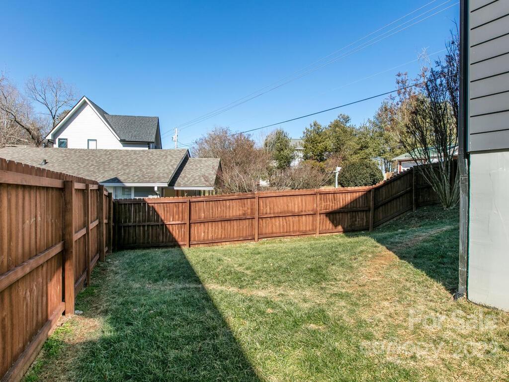 54 Busbee View Road Asheville NC 28803