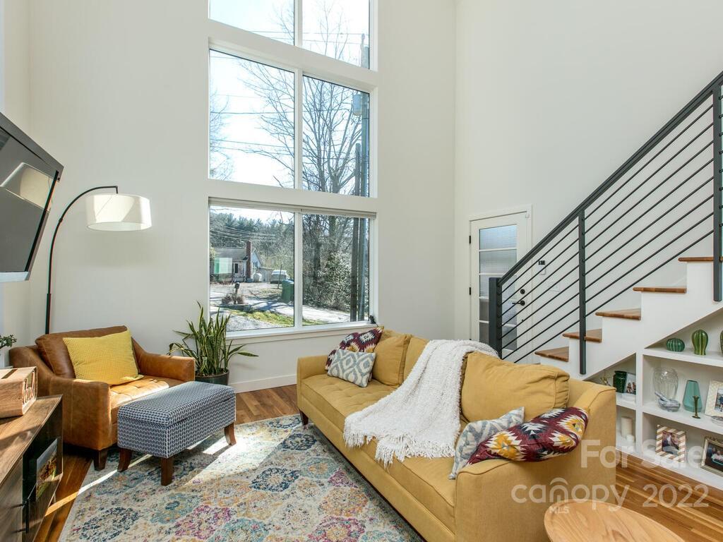 54 Busbee View Road Asheville NC 28803