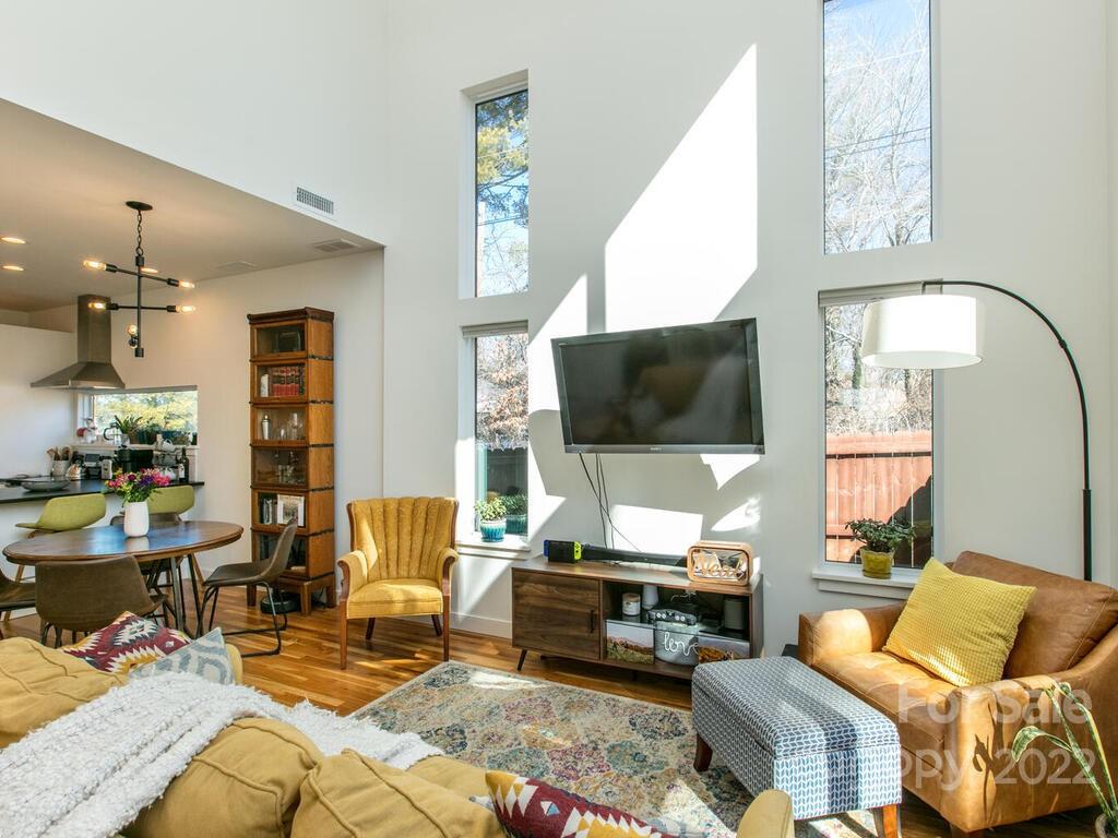 54 Busbee View Road Asheville NC 28803