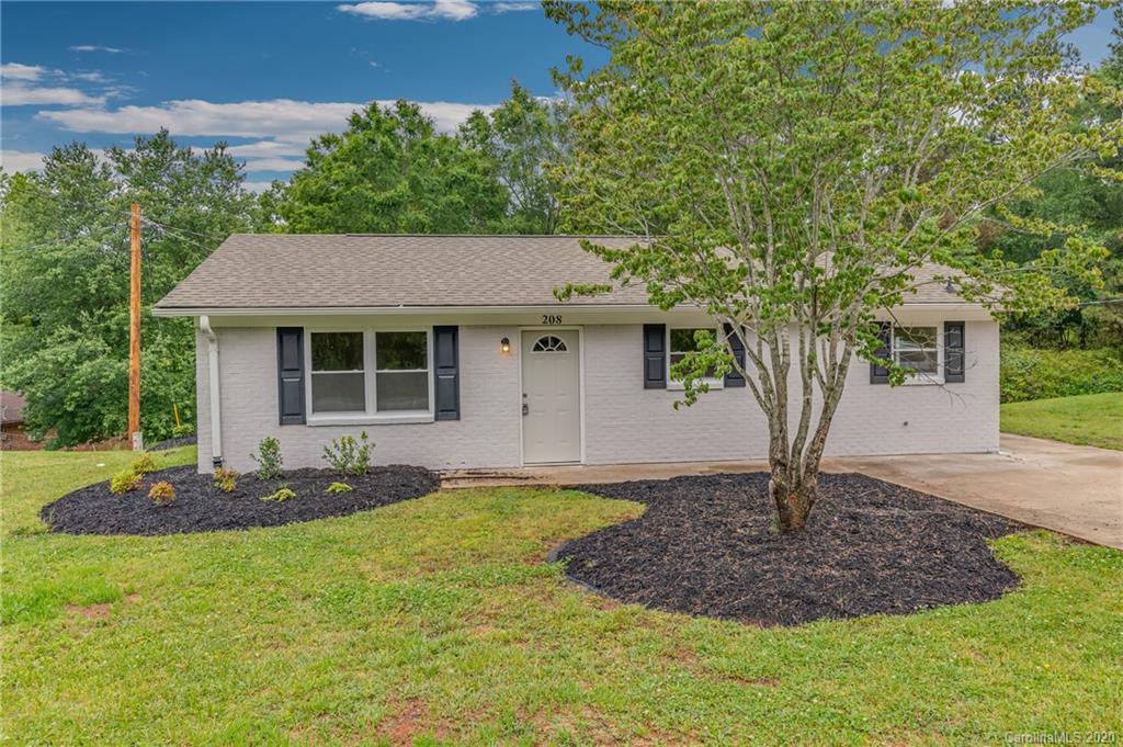 208 Mcdaniel Street Forest City NC 28043