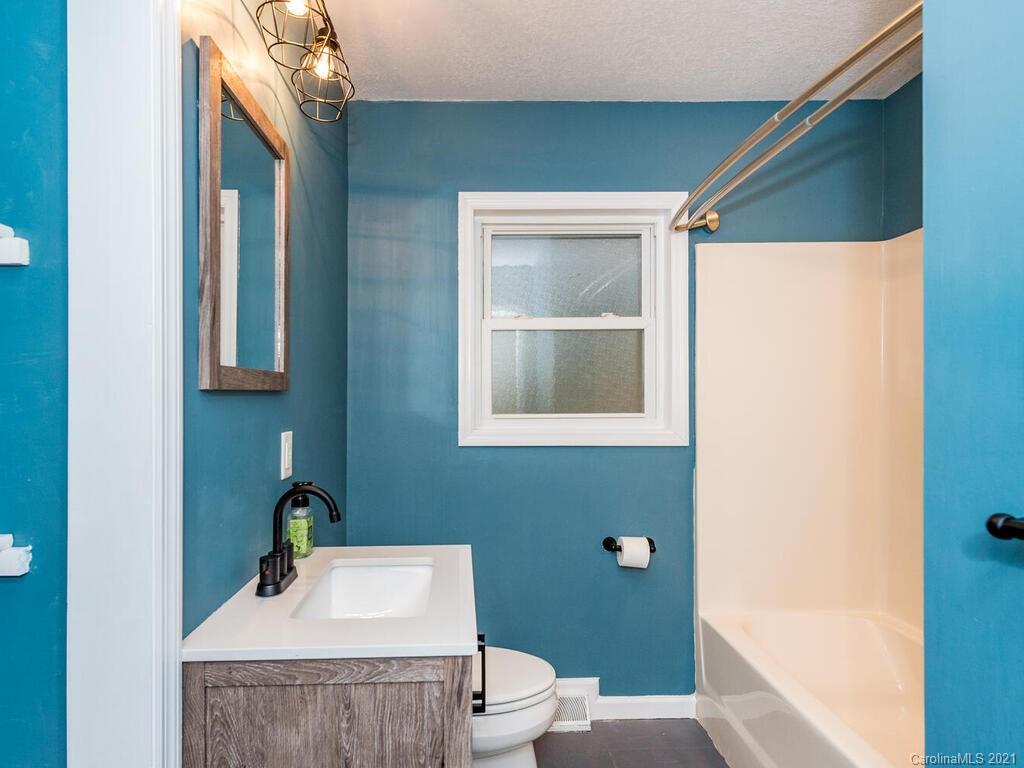 10 Poplar Terrace Arden NC 28704