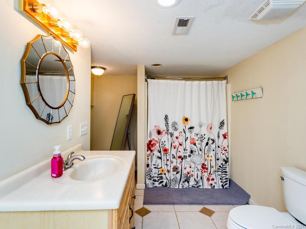 10 Poplar Terrace Arden NC 28704