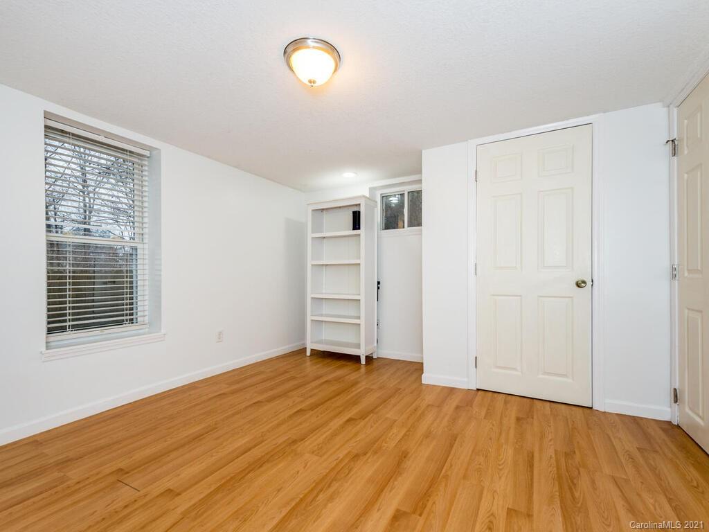 10 Poplar Terrace Arden NC 28704