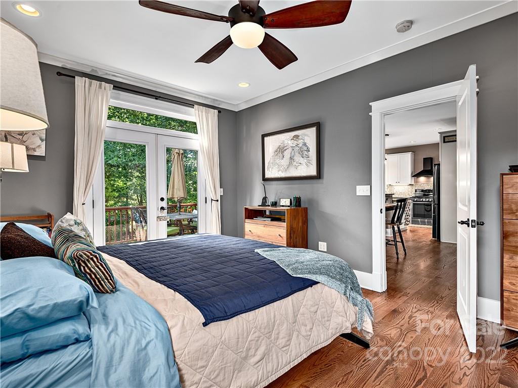 17 Ridgeway Avenue Asheville NC 28806