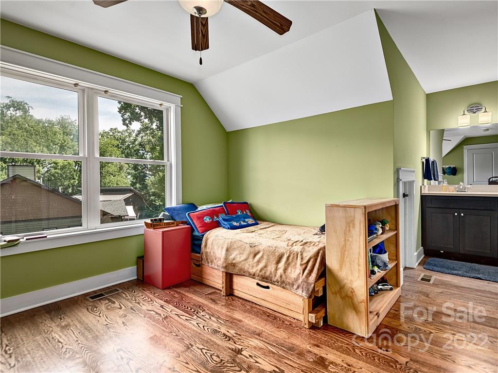 17 Ridgeway Avenue Asheville NC 28806