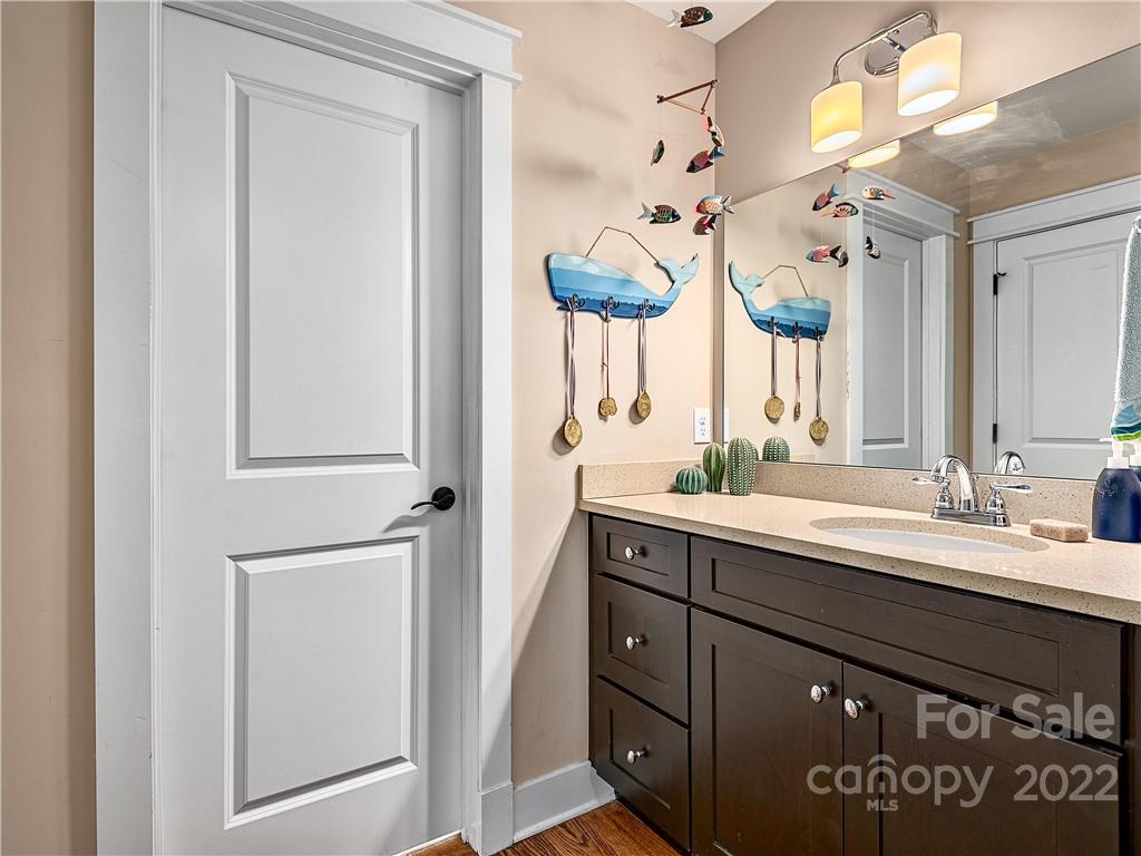 17 Ridgeway Avenue Asheville NC 28806