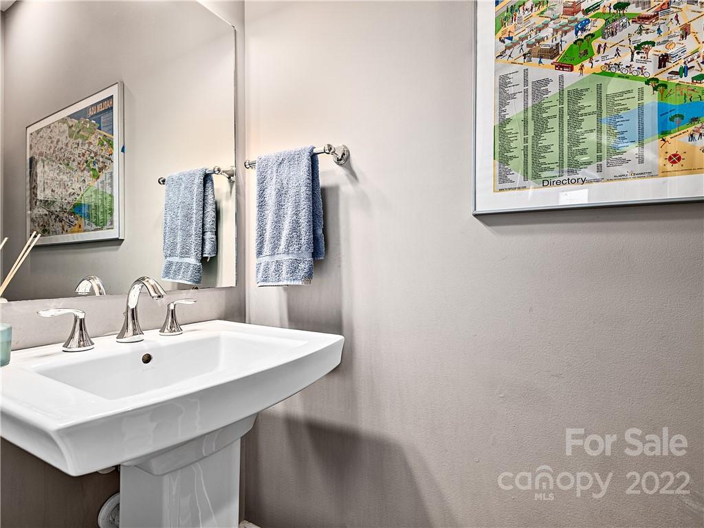 17 Ridgeway Avenue Asheville NC 28806