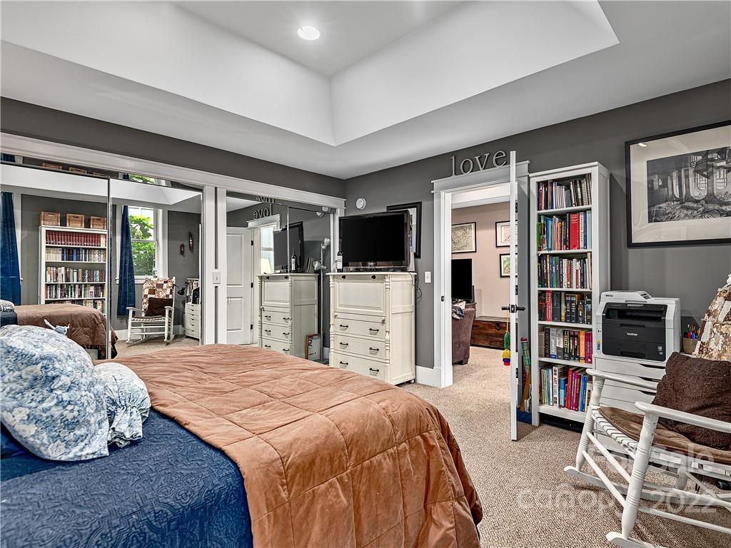 17 Ridgeway Avenue Asheville NC 28806