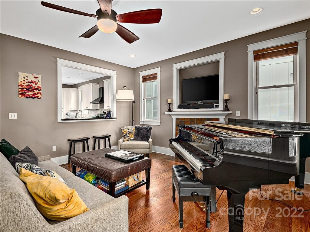 17 Ridgeway Avenue Asheville NC 28806