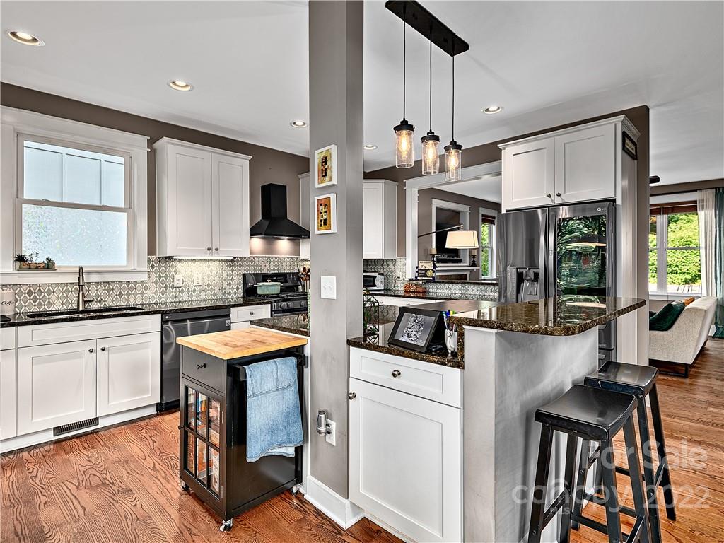 17 Ridgeway Avenue Asheville NC 28806