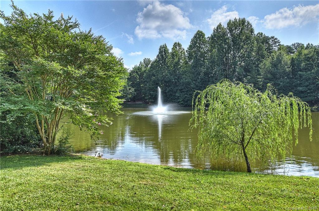 207 Summermore Drive Charlotte NC 28270