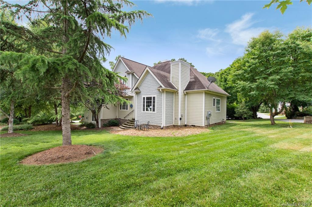 74 Rose Of Sharon Way Candler NC 28715