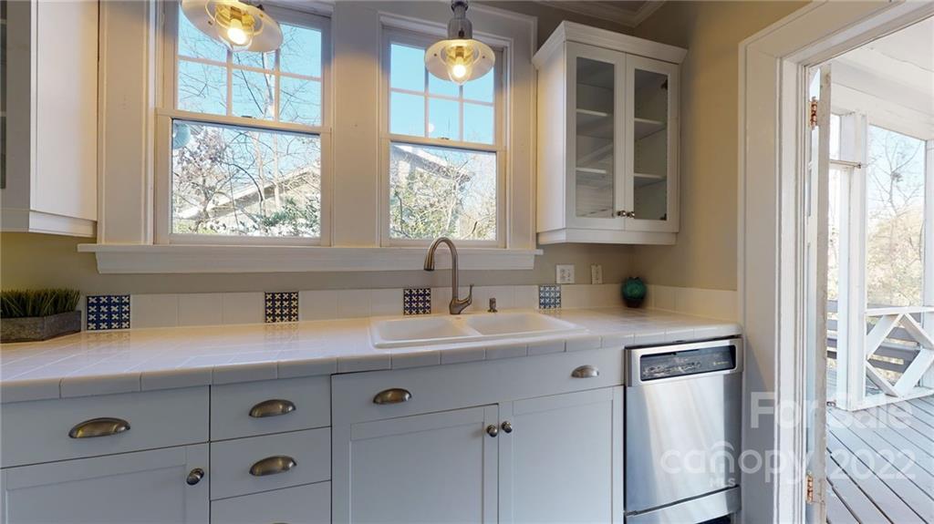 2211 Vail Avenue Charlotte NC 28207