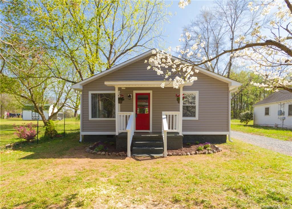 1369 Melviney Street Statesville NC 28677