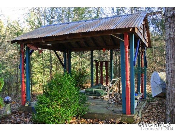 234 Buddha Lane Burnsville NC 28714
