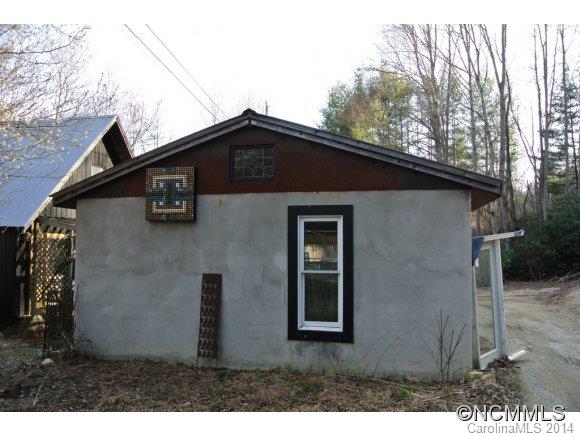 234 Buddha Lane Burnsville NC 28714