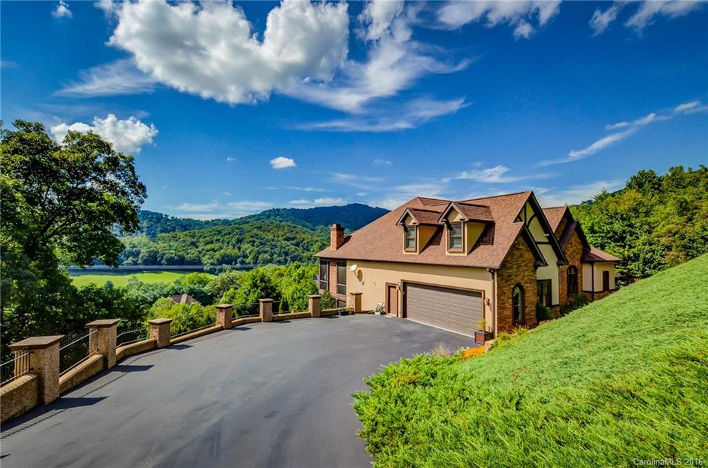64 Mcintyre Drive Asheville NC 28803