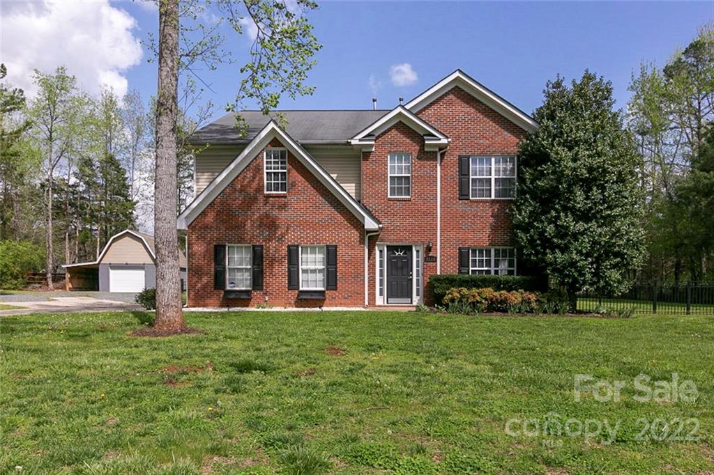 9124 Leah Meadow Lane Charlotte NC 28227