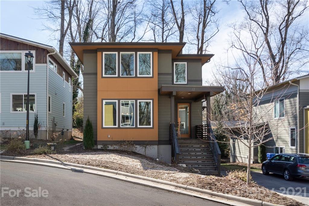 22 Mauricet Lane Asheville NC 28806