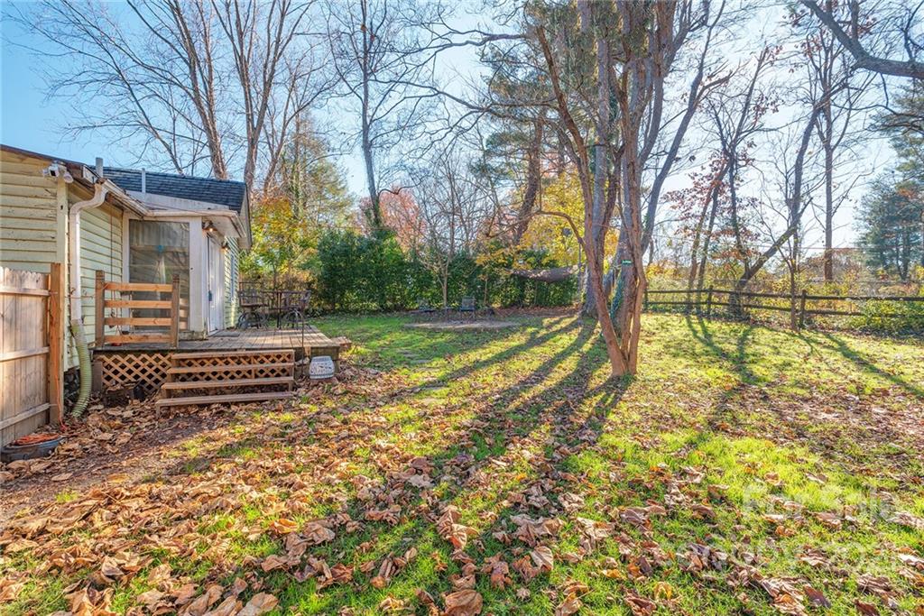 19 Ezelle Street Asheville NC 28806